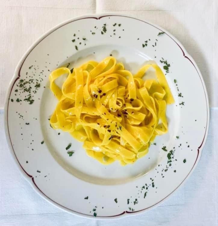 מלון Tegna Ristorante Della Stazione מראה חיצוני תמונה
